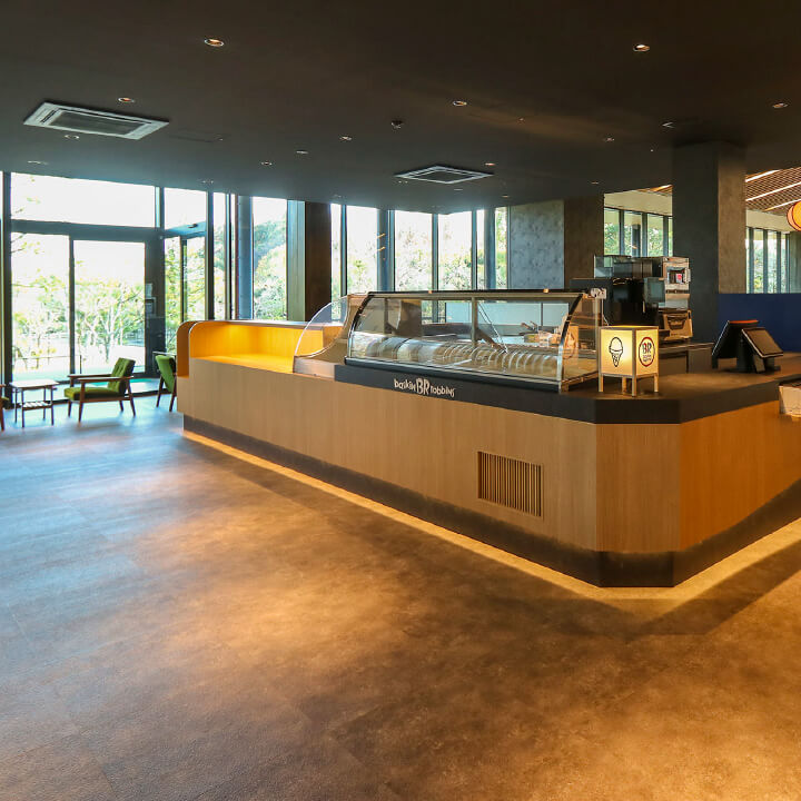 カフェテリア「茶寮」